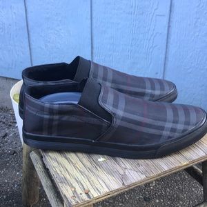 Plaid loafers- Coat check style